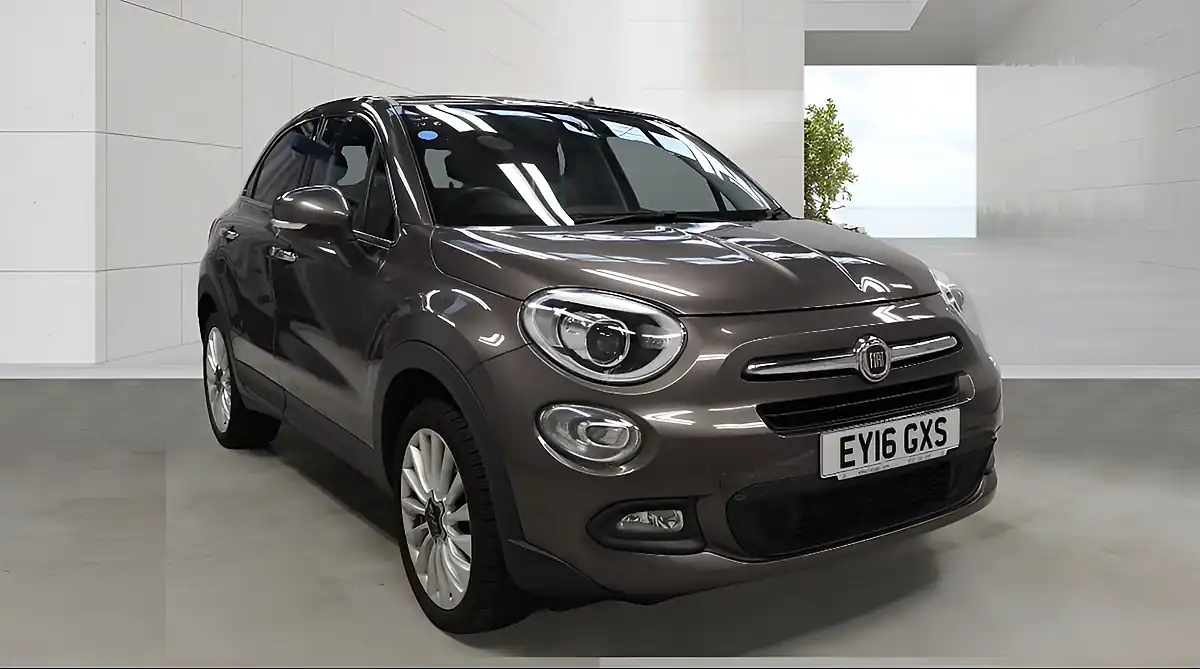 Used 2016 Fiat 500X Lounge Bronze - Front View