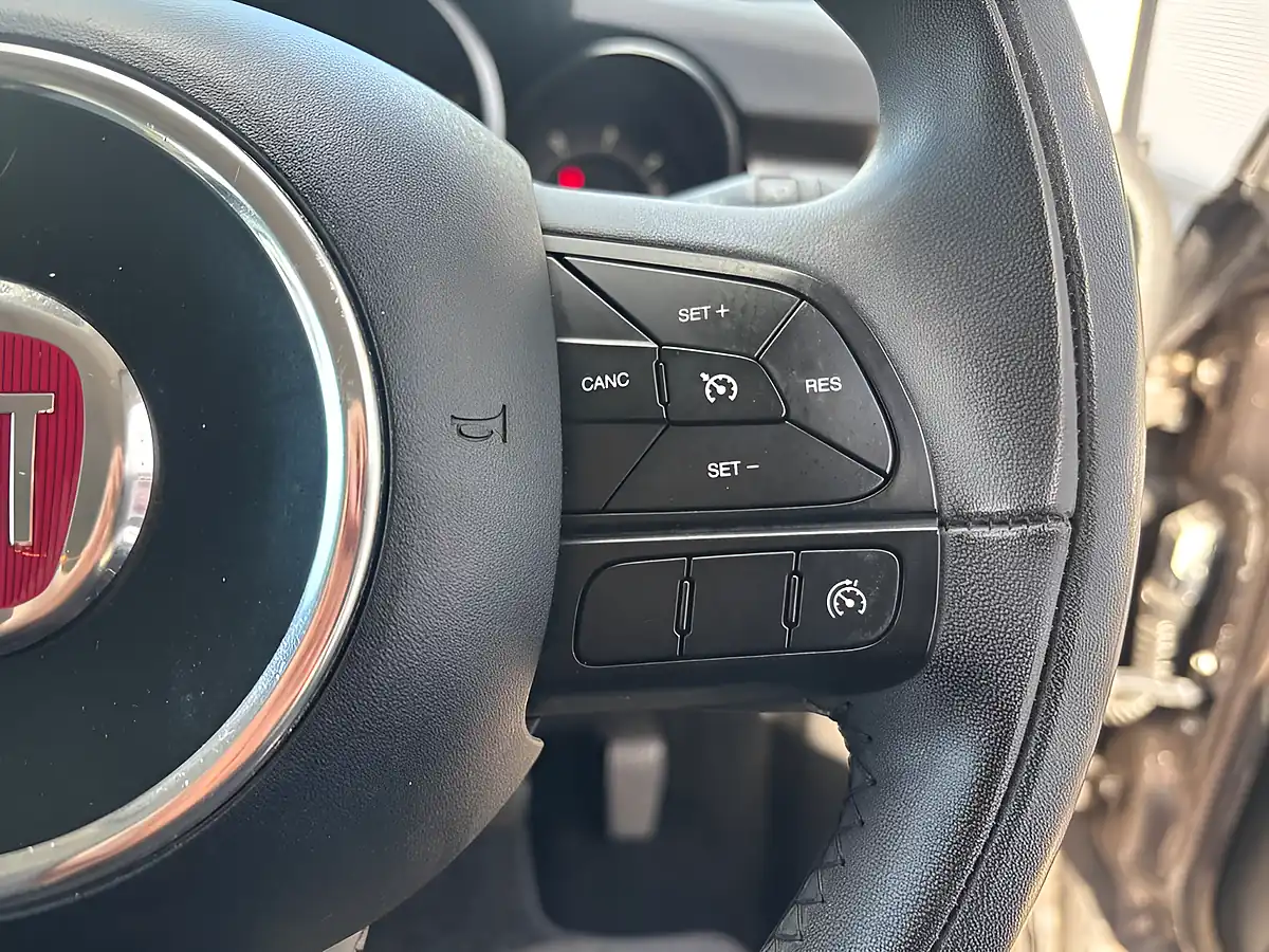 Used 2016 Fiat 500X Lounge Bronze - Interior and Exterior details 13