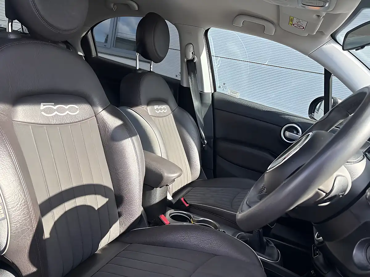Used 2016 Fiat 500X Lounge Bronze - Interior and Exterior details 15