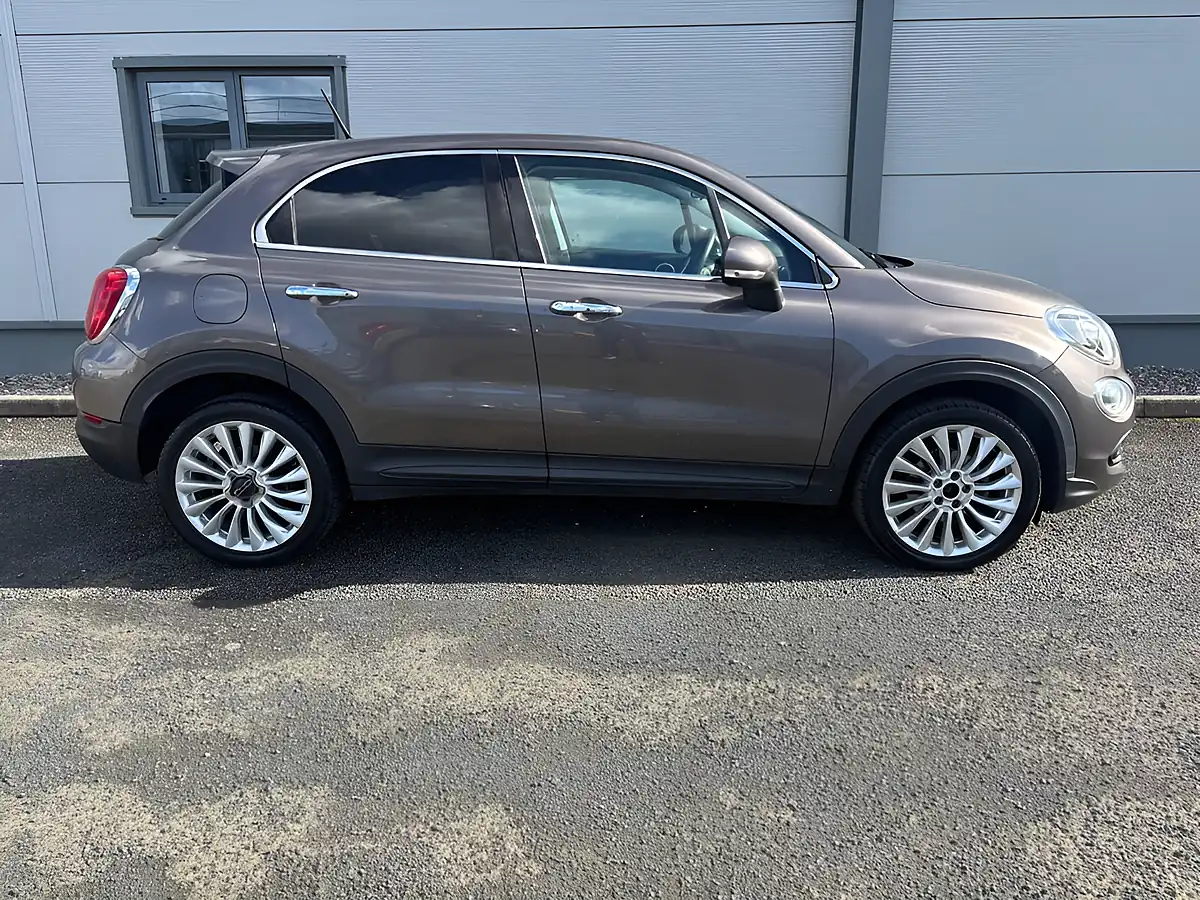 Used 2016 Fiat 500X Lounge Bronze - Interior and Exterior details 4