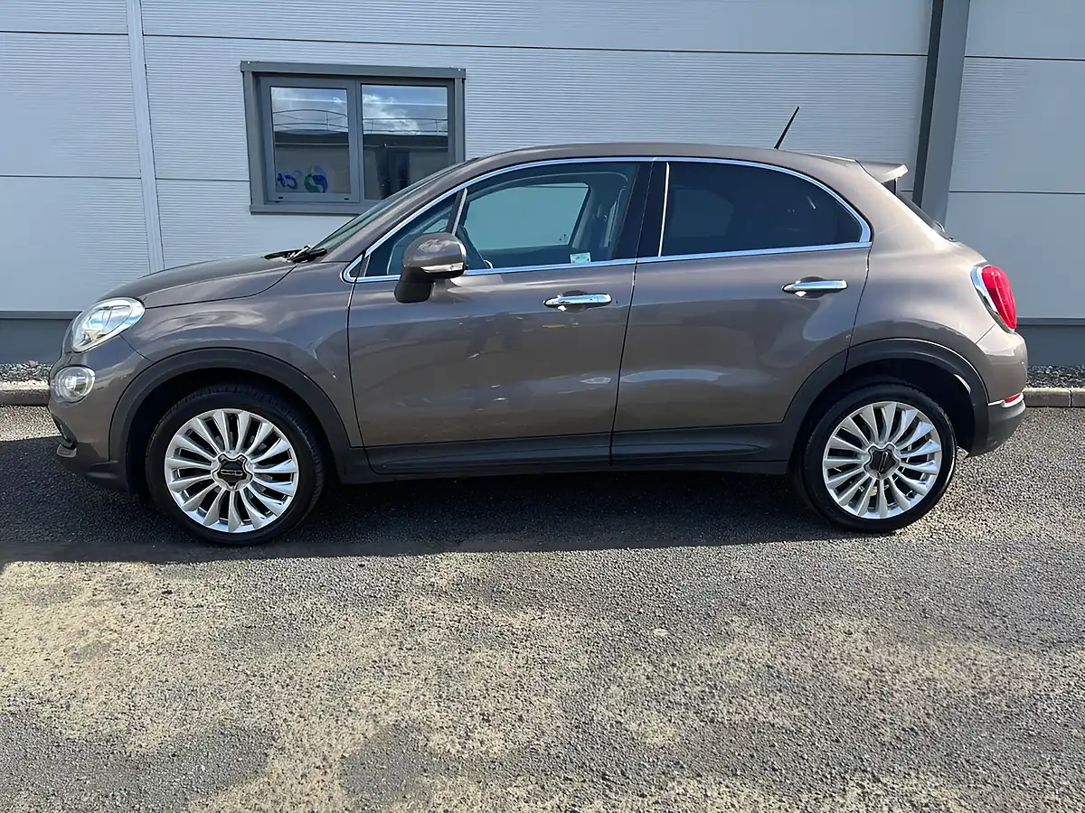 Used 2016 Fiat 500X Lounge Bronze - Interior and Exterior details 5