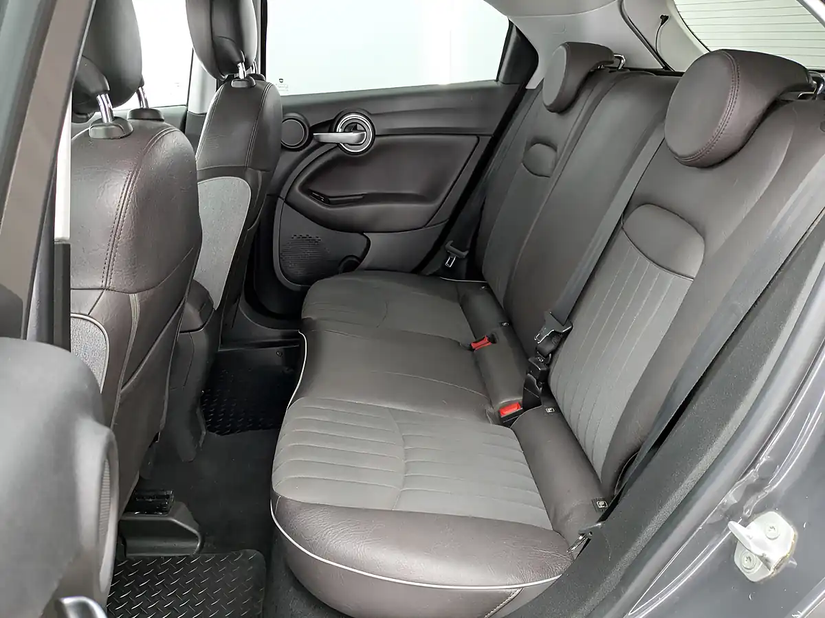 Used 2016 Fiat 500X Lounge Grey - Interior and Exterior details 11