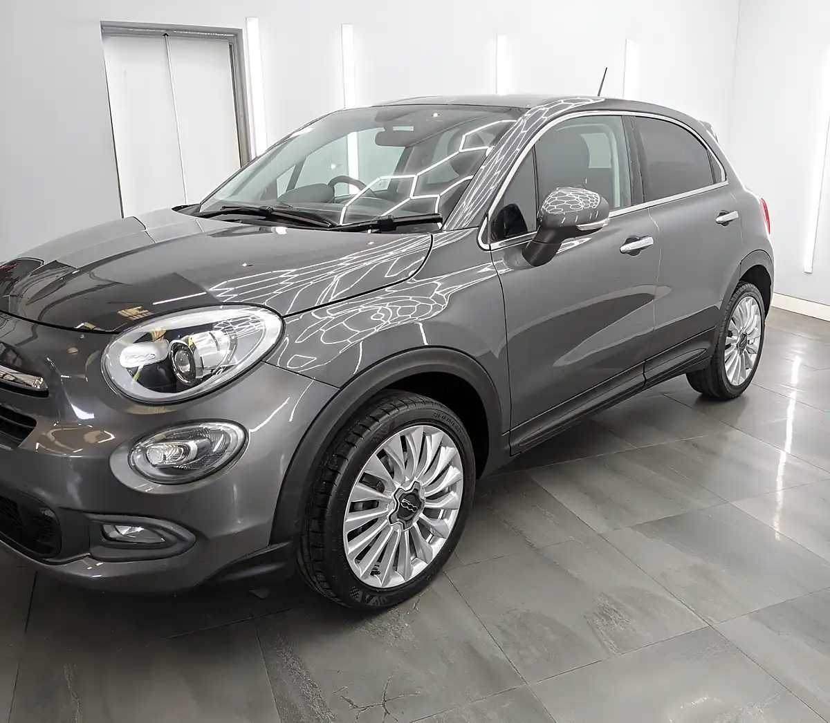 Used 2016 Fiat 500X Lounge Grey - Interior and Exterior details 3