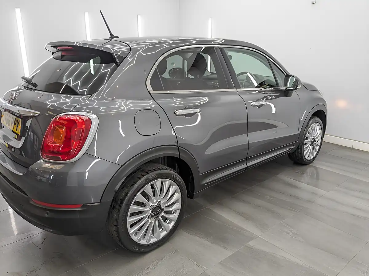 Used 2016 Fiat 500X Lounge Grey - Interior and Exterior details 8