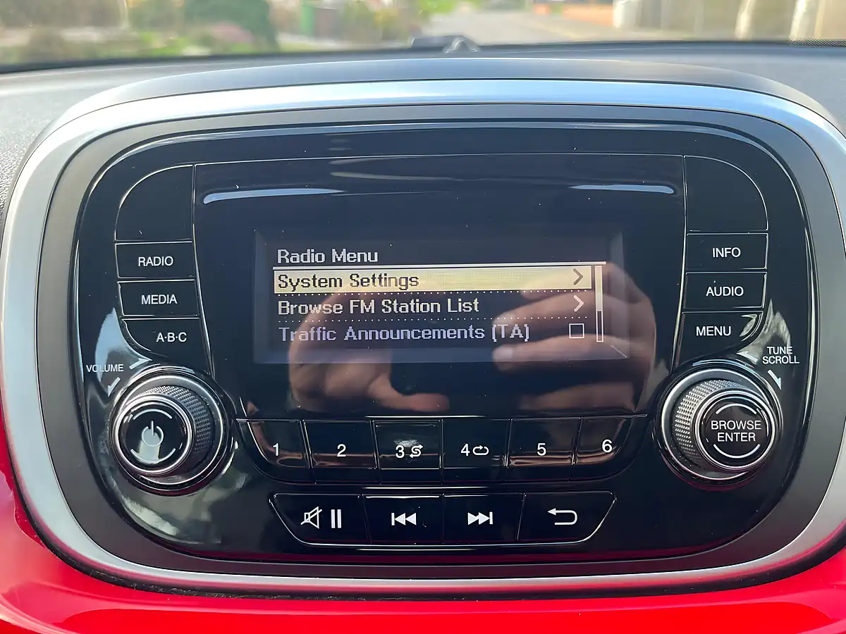Used 2016 Fiat 500X Pop - Interior and Exterior details 18