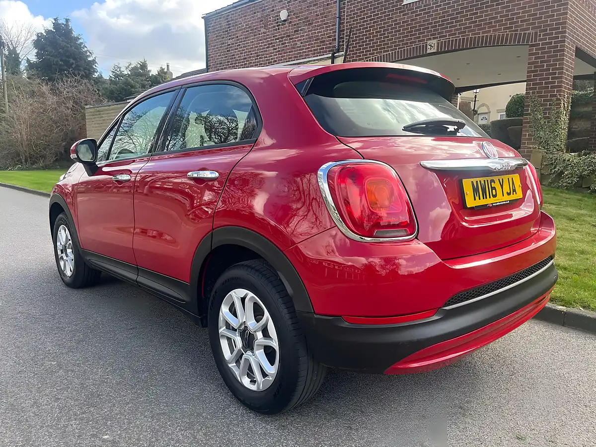 Used 2016 Fiat 500X Pop - Interior and Exterior details 8