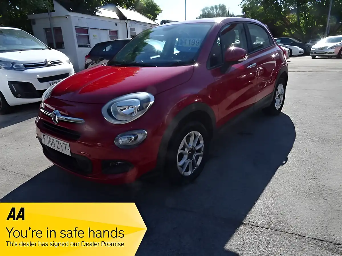 Used 2016 Fiat 500x Pop Red - Front View