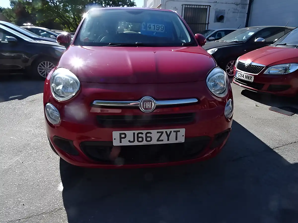 Used 2016 Fiat 500x Pop Red - Interior and Exterior details 18