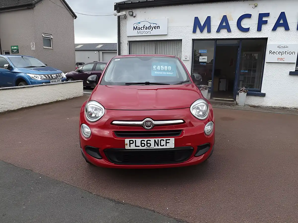 Used 2016 Fiat 500X Pop Red - Interior and Exterior details 2