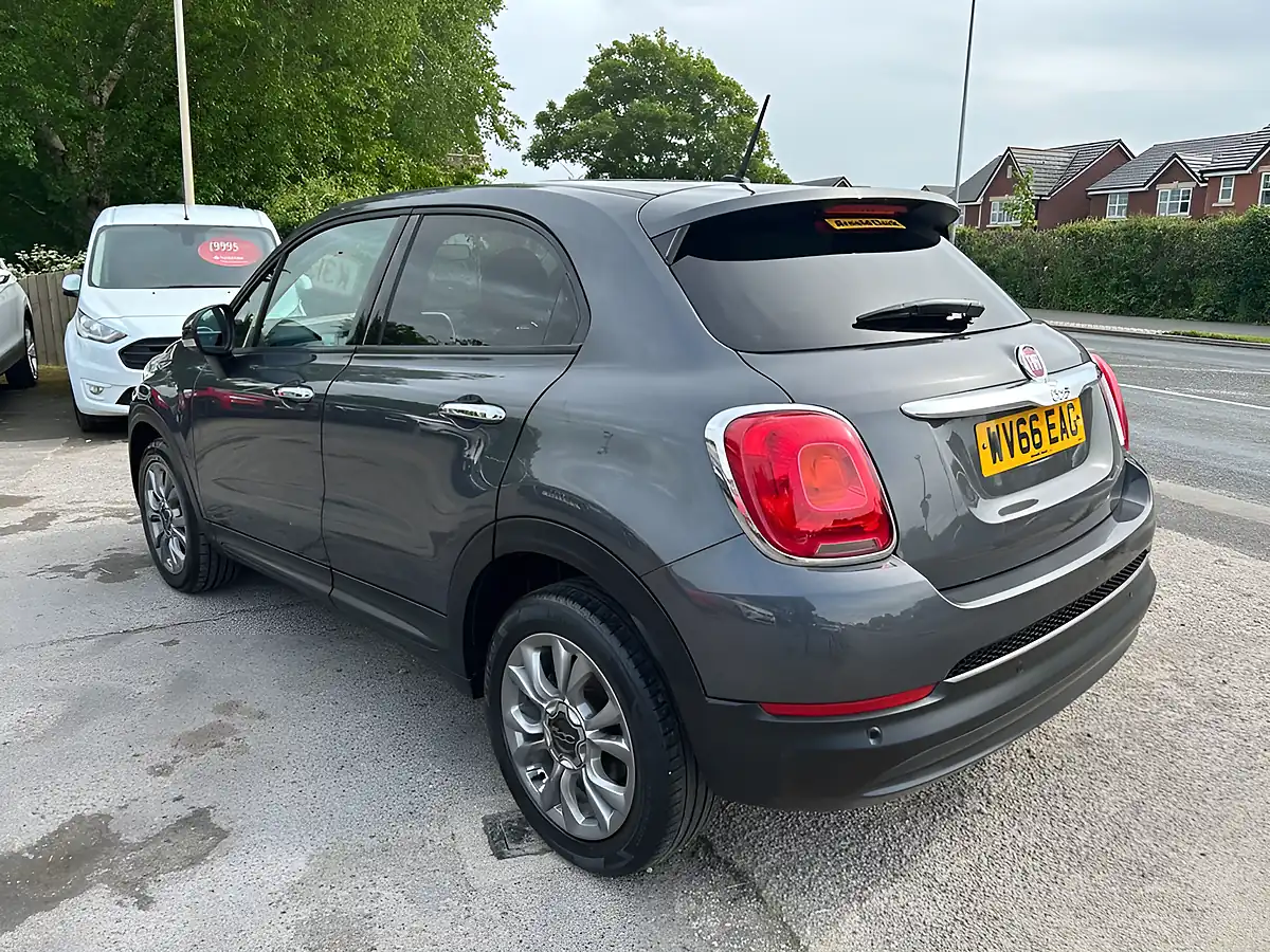 Used 2016 Fiat 500X Pop Star Grey - Interior and Exterior details 7