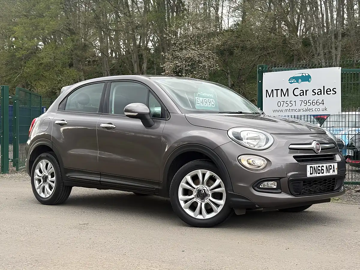 Used 2016 Fiat 500X Pop Star Magnetic Bronze - Front View