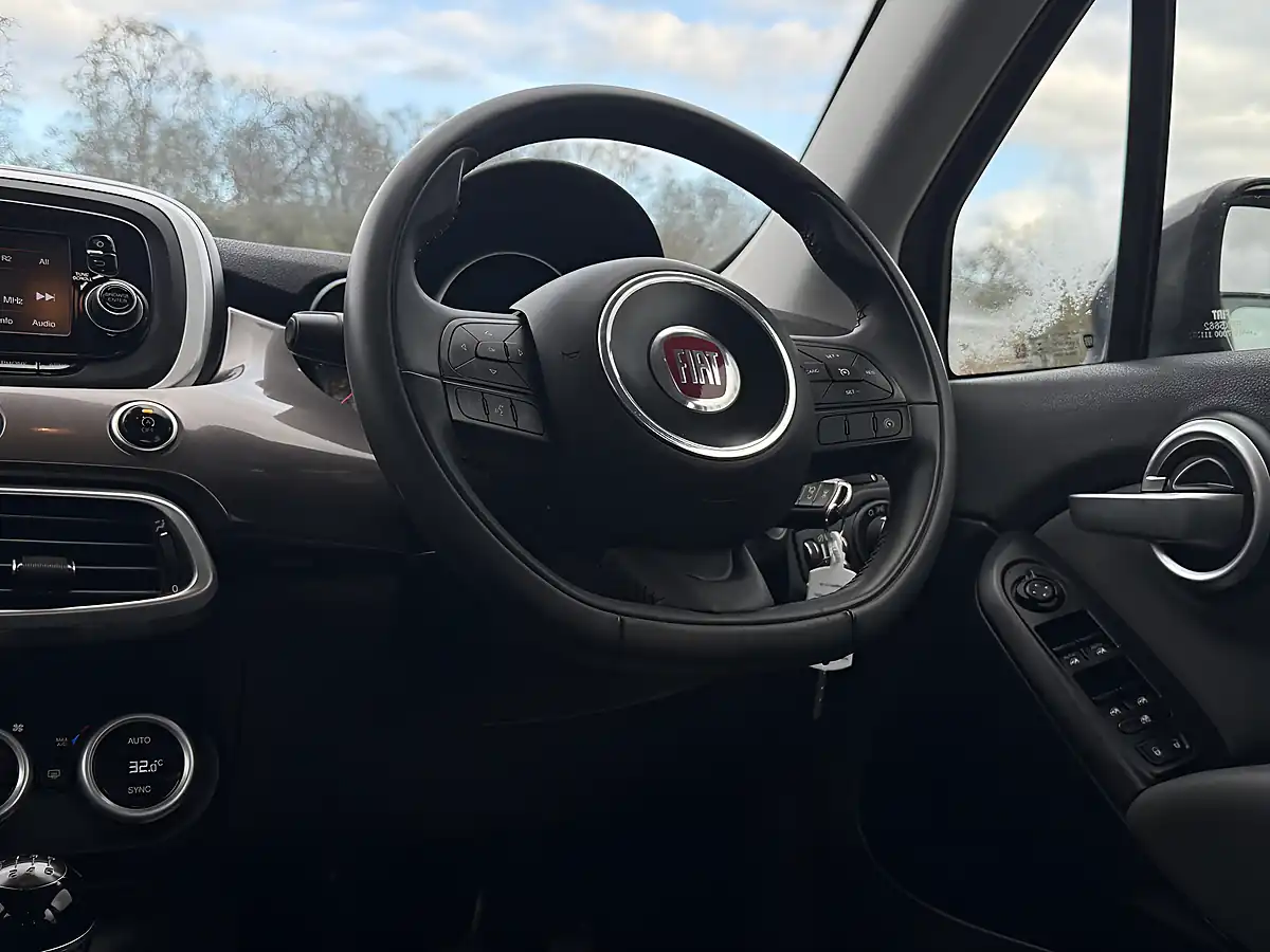 Used 2016 Fiat 500X Pop Star Magnetic Bronze - Interior and Exterior details 16