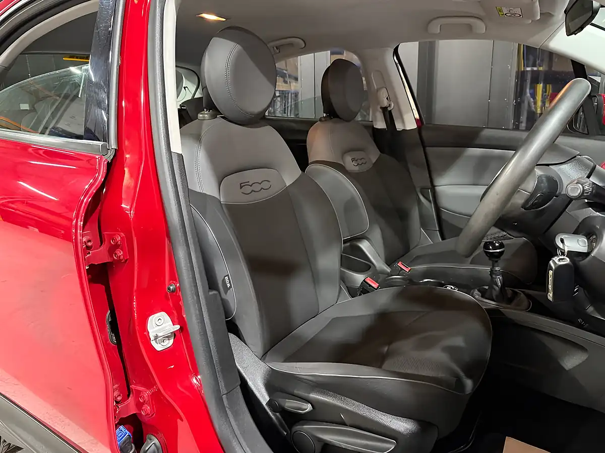 Used 2016 Fiat 500X Pop Star Red - Interior and Exterior details 11