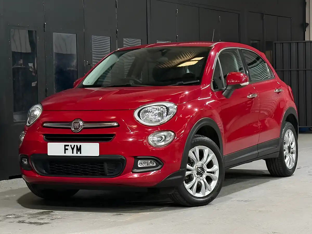 Used 2016 Fiat 500X Pop Star Red - Interior and Exterior details 18