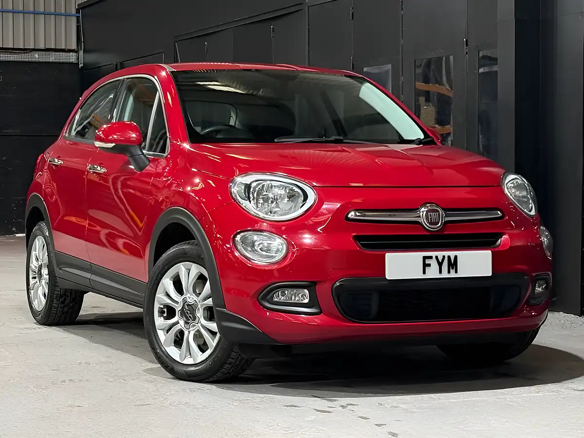Used 2016 Fiat 500X Pop Star Red - Interior and Exterior details 3