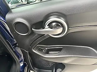 Used 2016 Fiat 500X Pop Star Venetia Blue - Interior and Exterior details 13