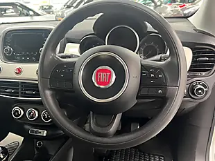 Used 2016 Fiat 500X Pop White - Interior and Exterior details 16