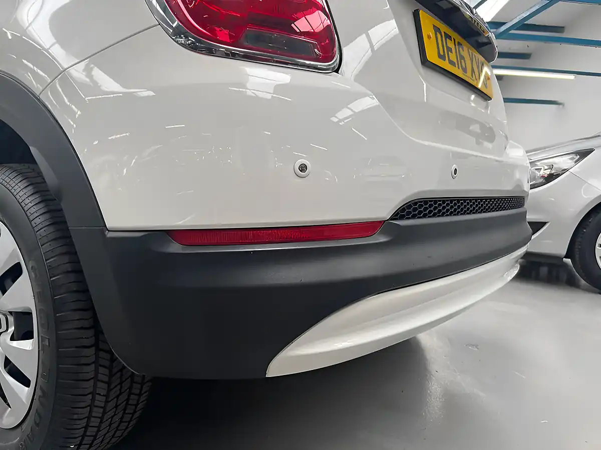 Used 2016 Fiat 500X Pop White - Interior and Exterior details 19