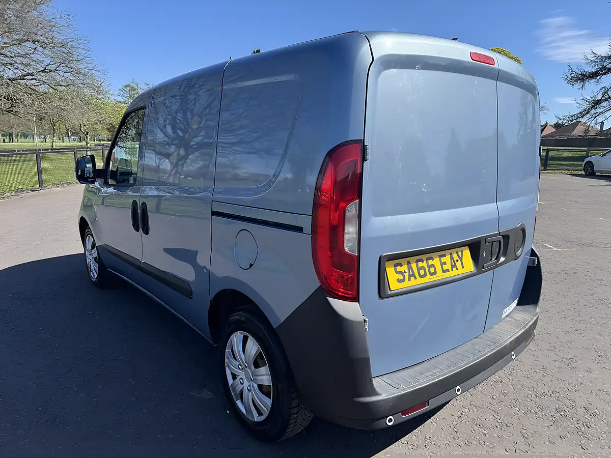 Used 2016 Fiat Doblo Cargo Blue - Interior and Exterior details 5