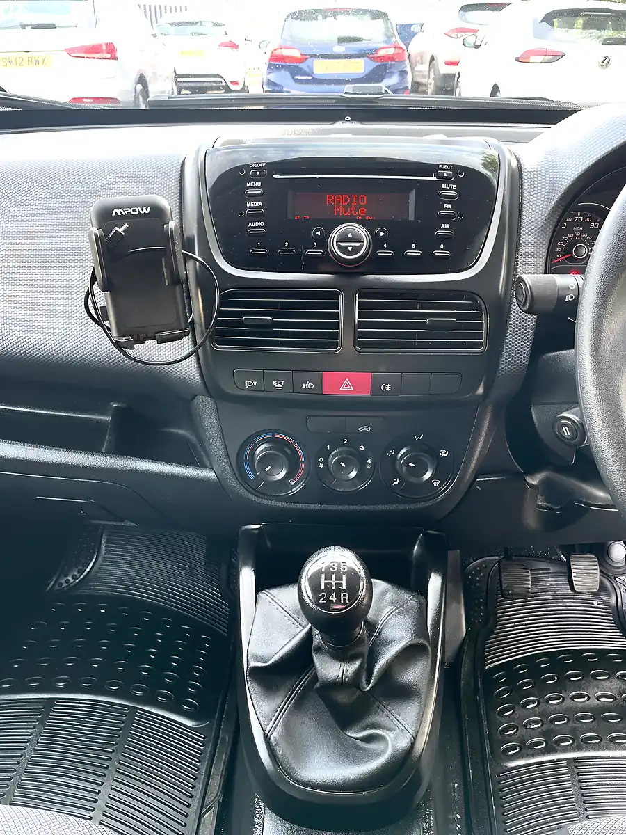 Used 2016 Fiat Doblo Panel Van L1 H1 Blue - Interior and Exterior details 15