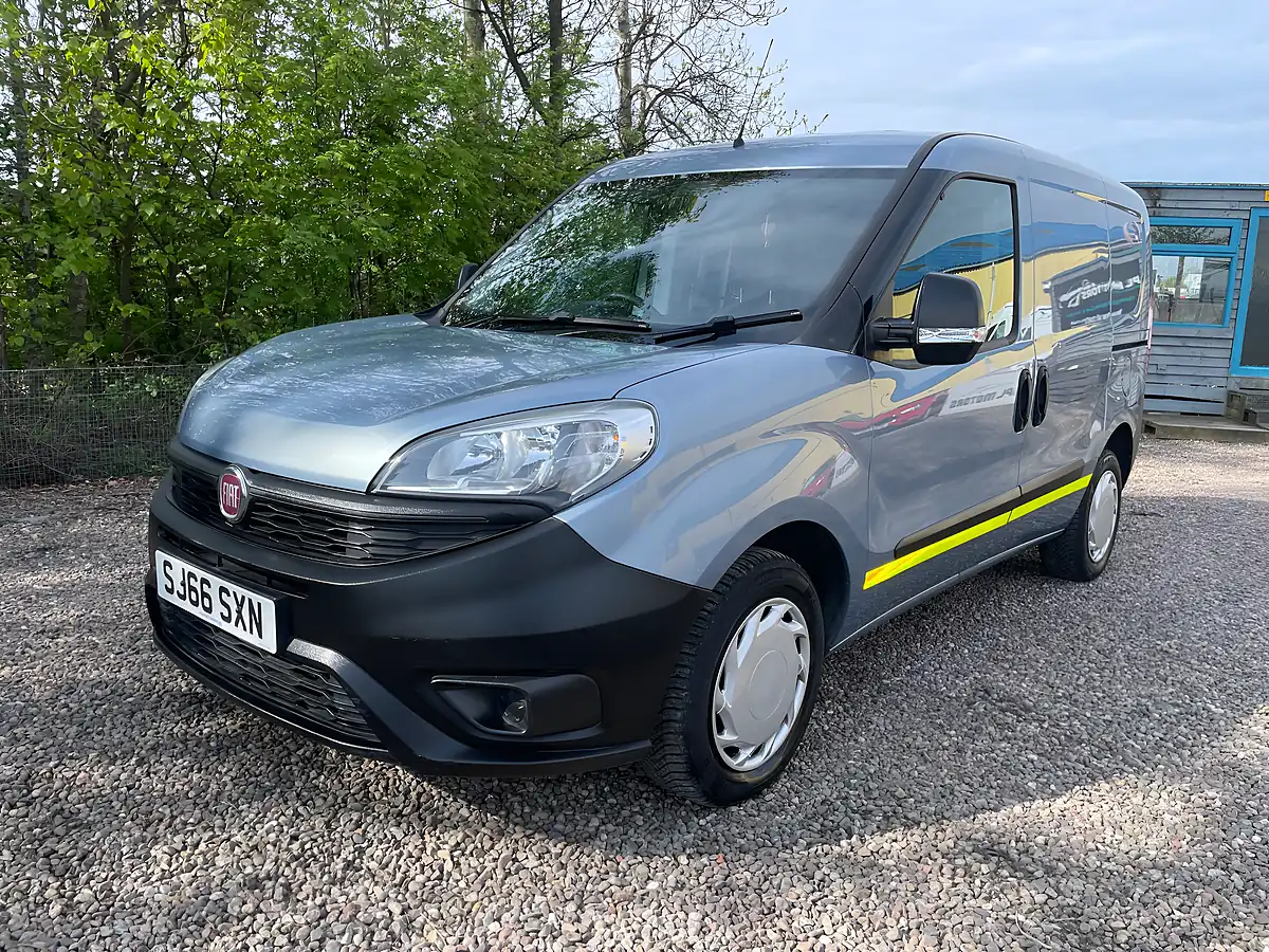 Used 2016 Fiat Doblo Panel Van L1 H1 Blue - Interior and Exterior details 2