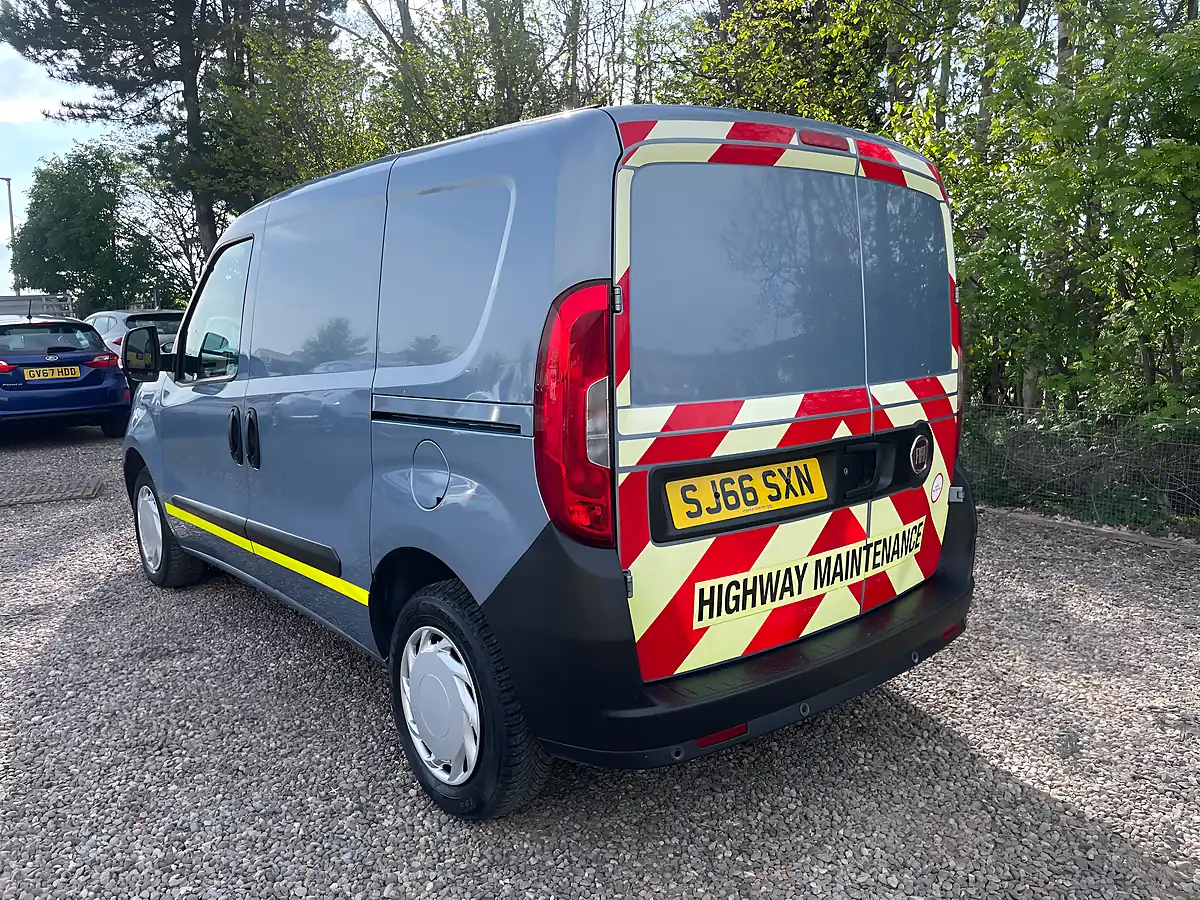 Used 2016 Fiat Doblo Panel Van L1 H1 Blue - Interior and Exterior details 4