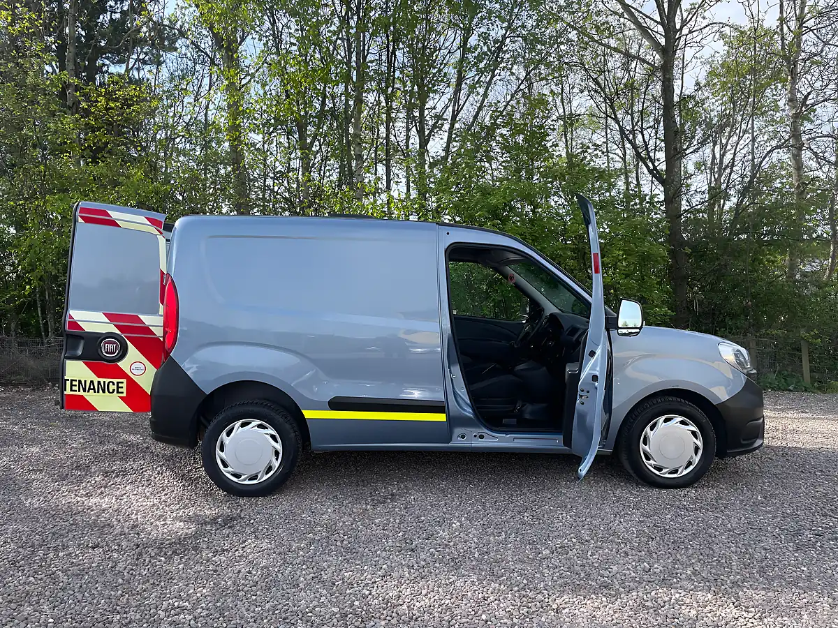 Used 2016 Fiat Doblo Panel Van L1 H1 Blue - Interior and Exterior details 7