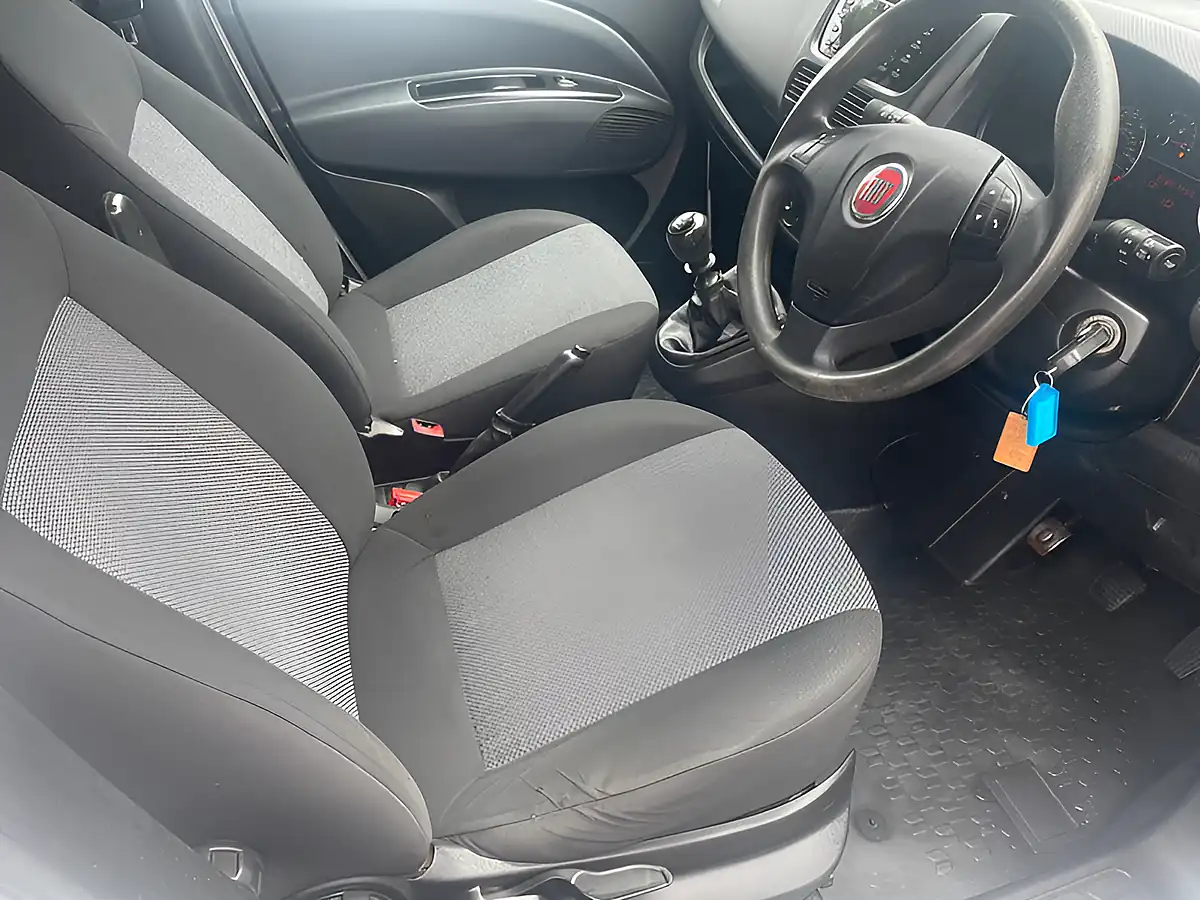 Used 2016 Fiat Doblo Panel Van White - Interior and Exterior details 19