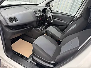 Used 2016 Fiat Doblo Panel Van White - Interior and Exterior details 10