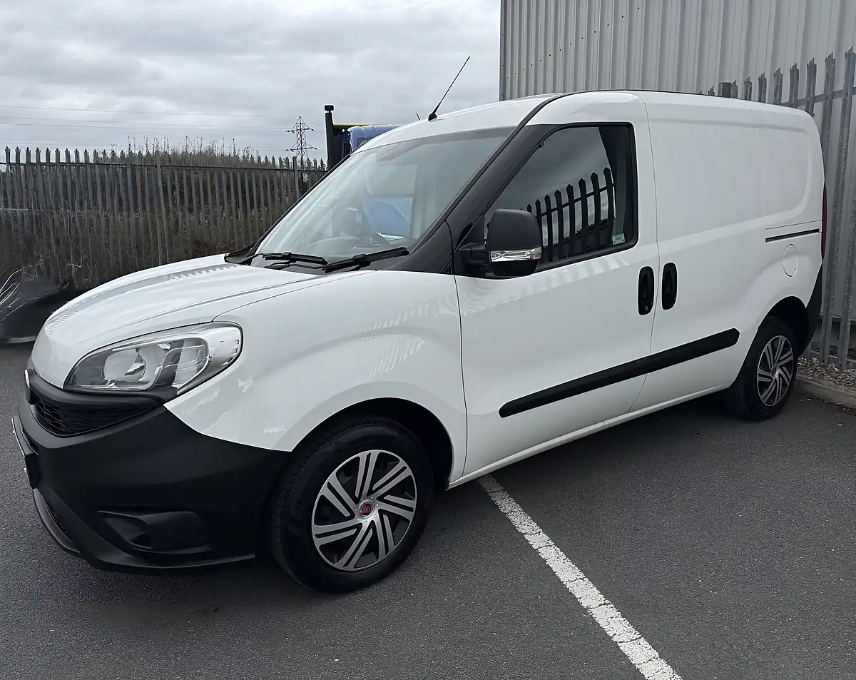 Used 2016 Fiat Doblo Panel Van White - Interior and Exterior details 2