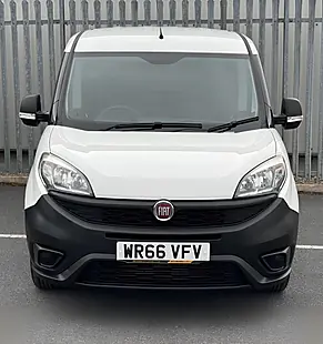 Used 2016 Fiat Doblo Panel Van White - Interior and Exterior details 3