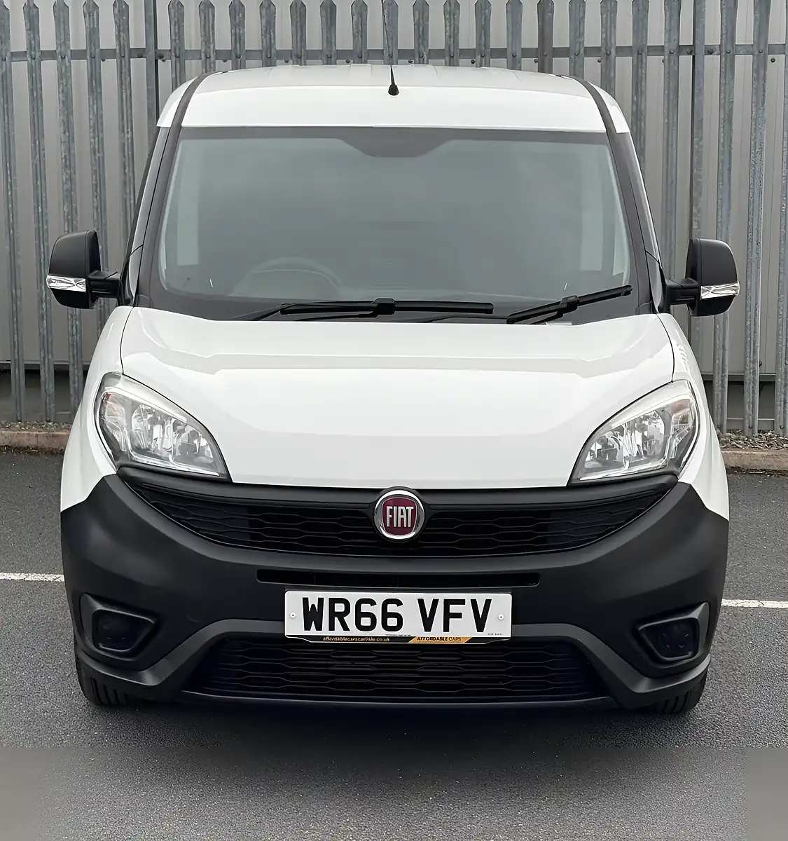 Used 2016 Fiat Doblo Panel Van White - Interior and Exterior details 3