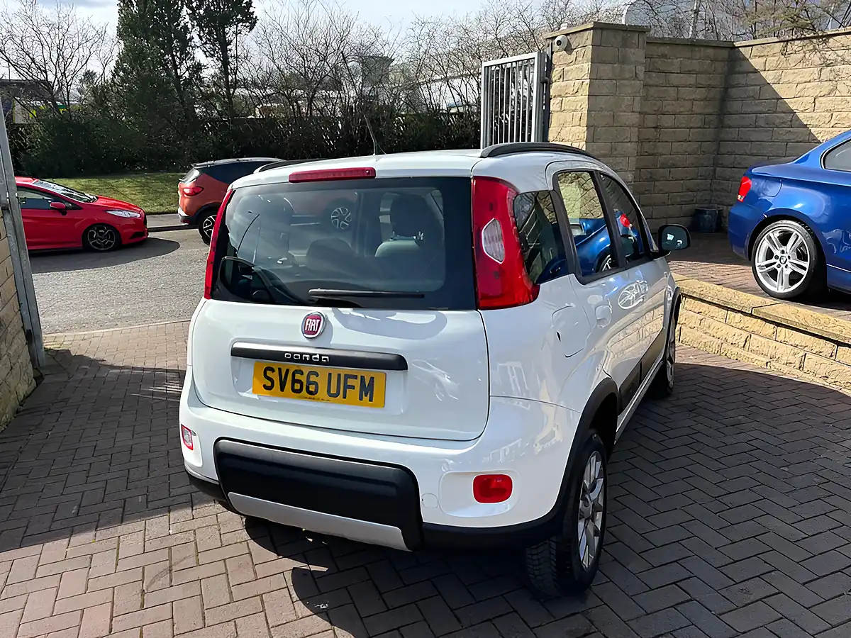 Used 2016 Fiat Panda 4X4 White - Interior and Exterior details 10