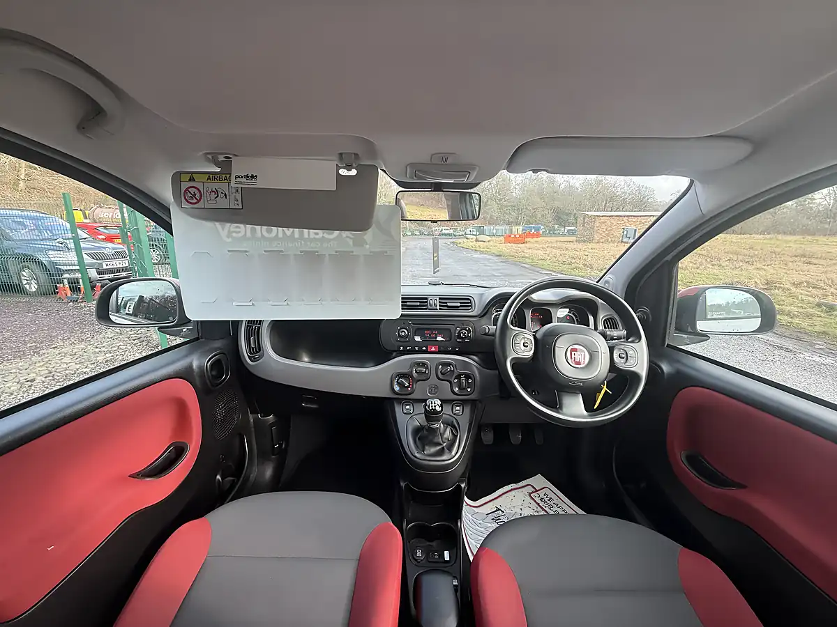 Used 2016 Fiat Panda Easy White - Interior and Exterior details 14