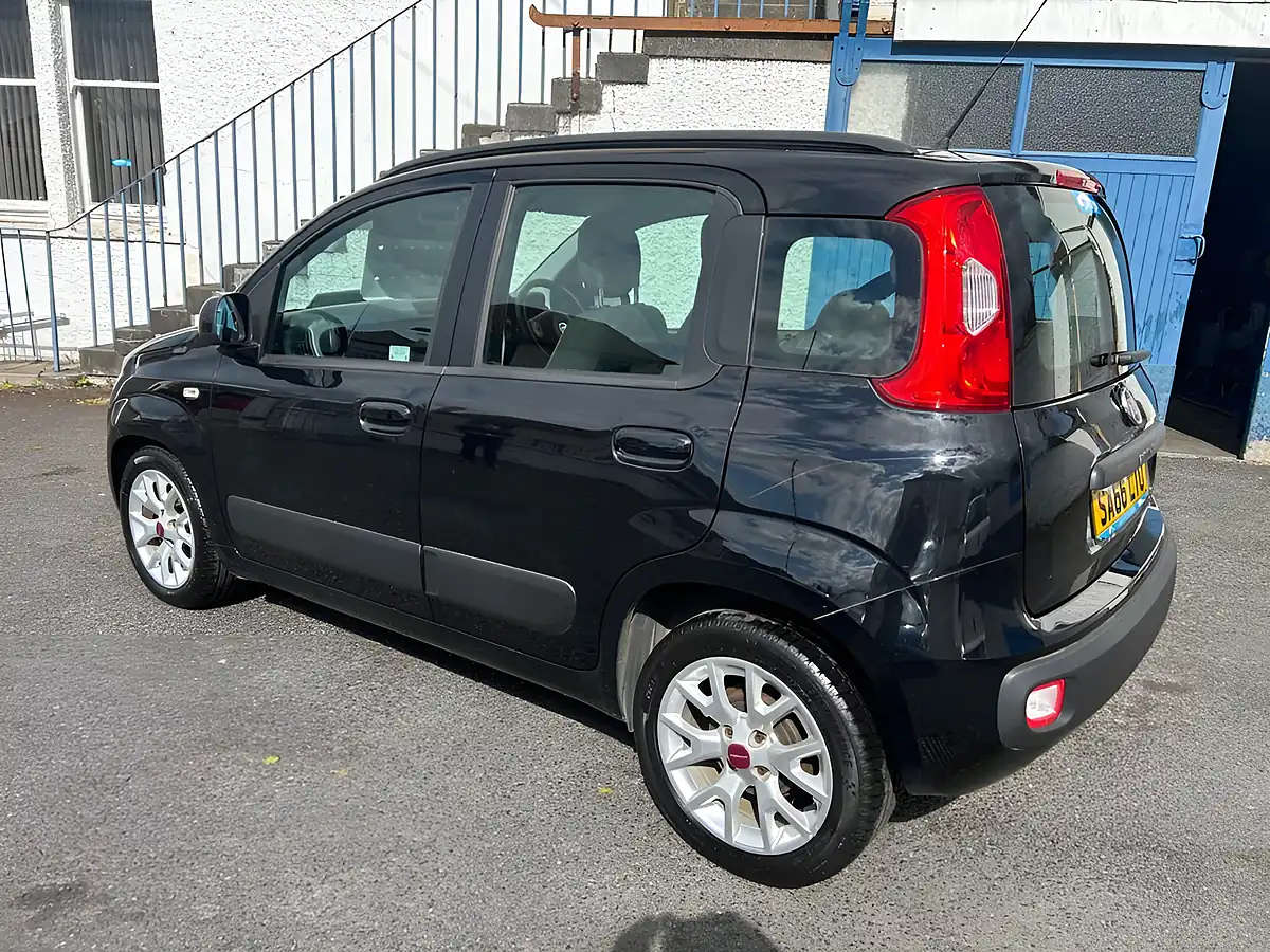 Used 2016 Fiat Panda Lounge Black - Interior and Exterior details 16
