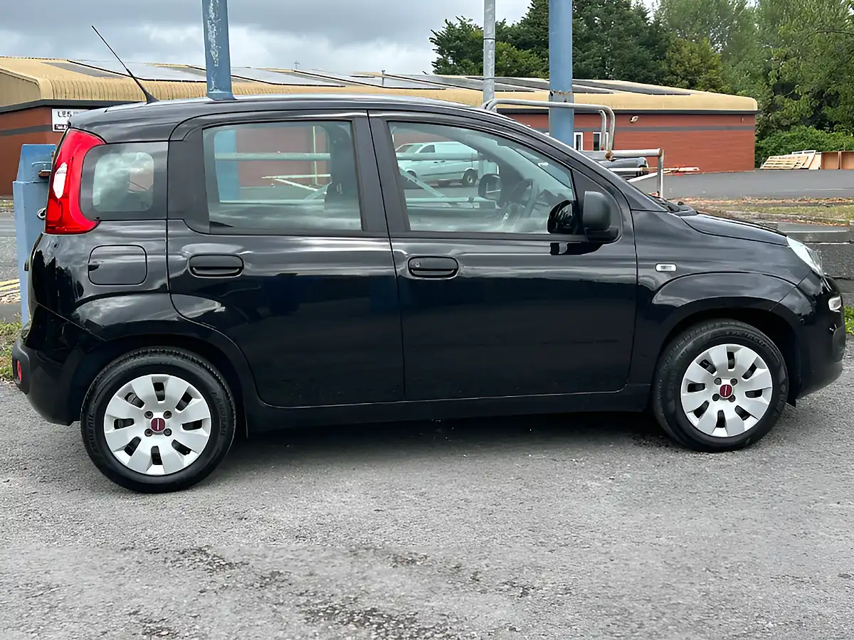 Used 2016 Fiat Panda Pop Black - Interior and Exterior details 7