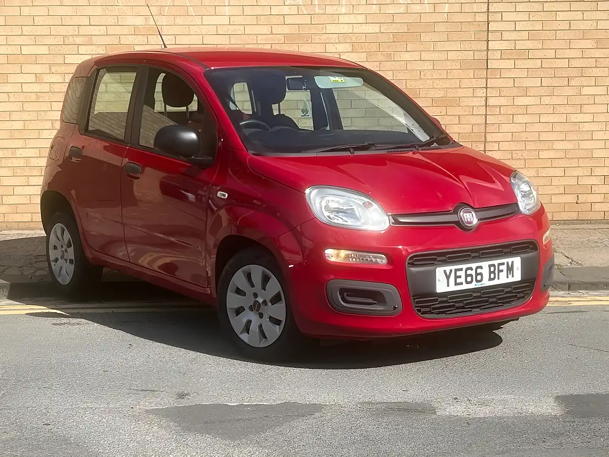 Used 2016 Fiat Panda Pop Red - Front View