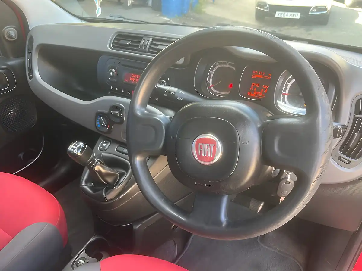 Used 2016 Fiat Panda Pop Red - Interior and Exterior details 10