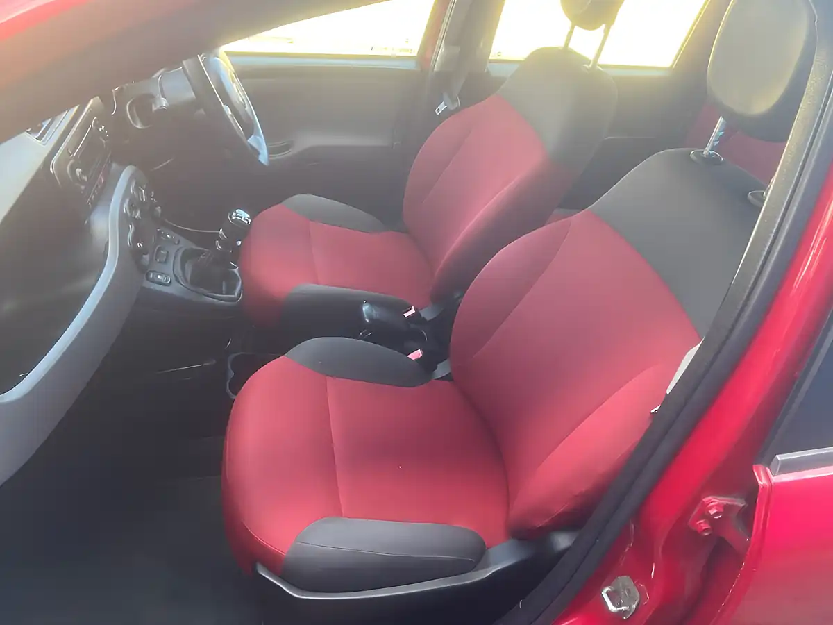 Used 2016 Fiat Panda Pop Red - Interior and Exterior details 13