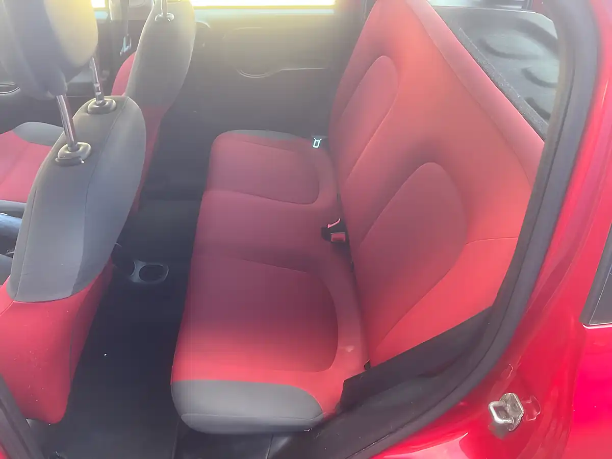 Used 2016 Fiat Panda Pop Red - Interior and Exterior details 14