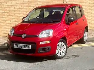 Used 2016 Fiat Panda Pop Red - Interior and Exterior details 3