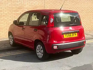 Used 2016 Fiat Panda Pop Red - Interior and Exterior details 7