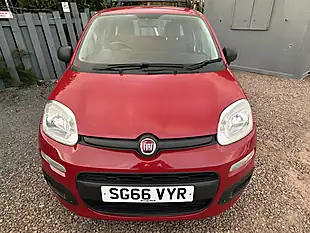 Used 2016 Fiat Panda Pop Red - Interior and Exterior details 3