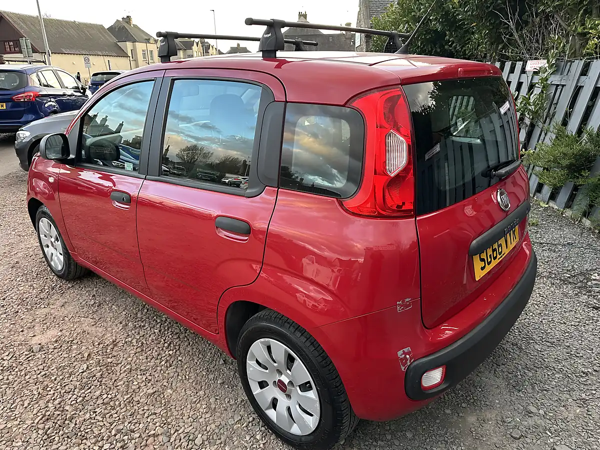 Used 2016 Fiat Panda Pop Red - Interior and Exterior details 9