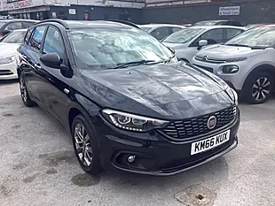Used 2016 Fiat Tipo Easy Plus Black - Interior and Exterior details 4