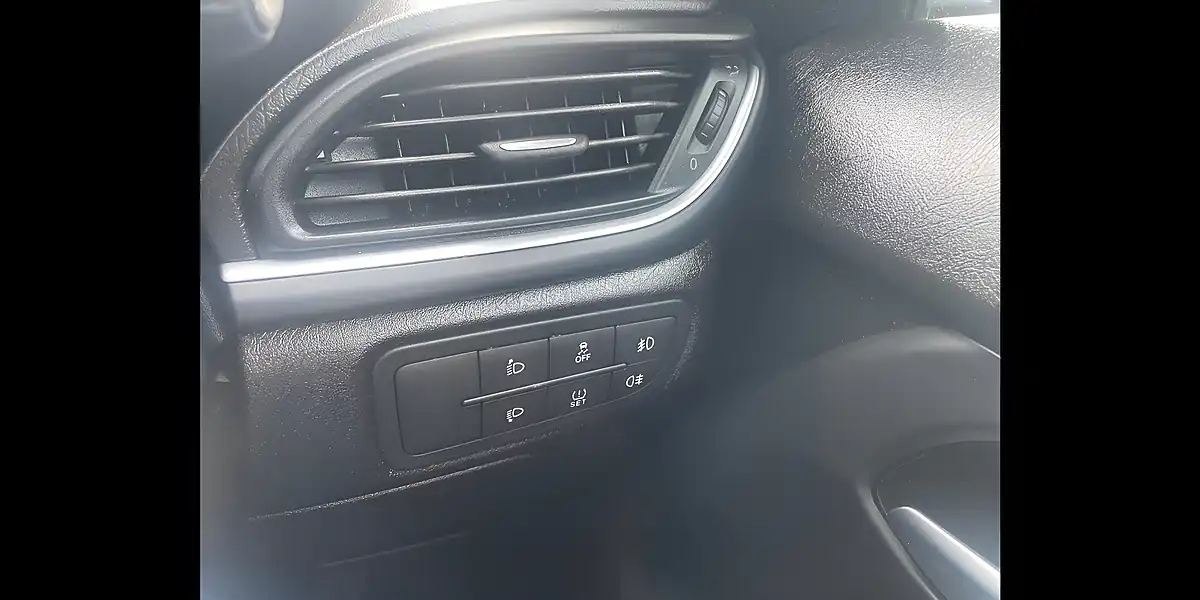 Used 2016 Fiat Tipo Lounge Grey - Interior and Exterior details 17