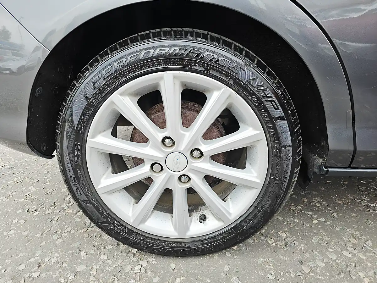 Used 2016 Ford B-Max Titanium Grey - Interior and Exterior details 18