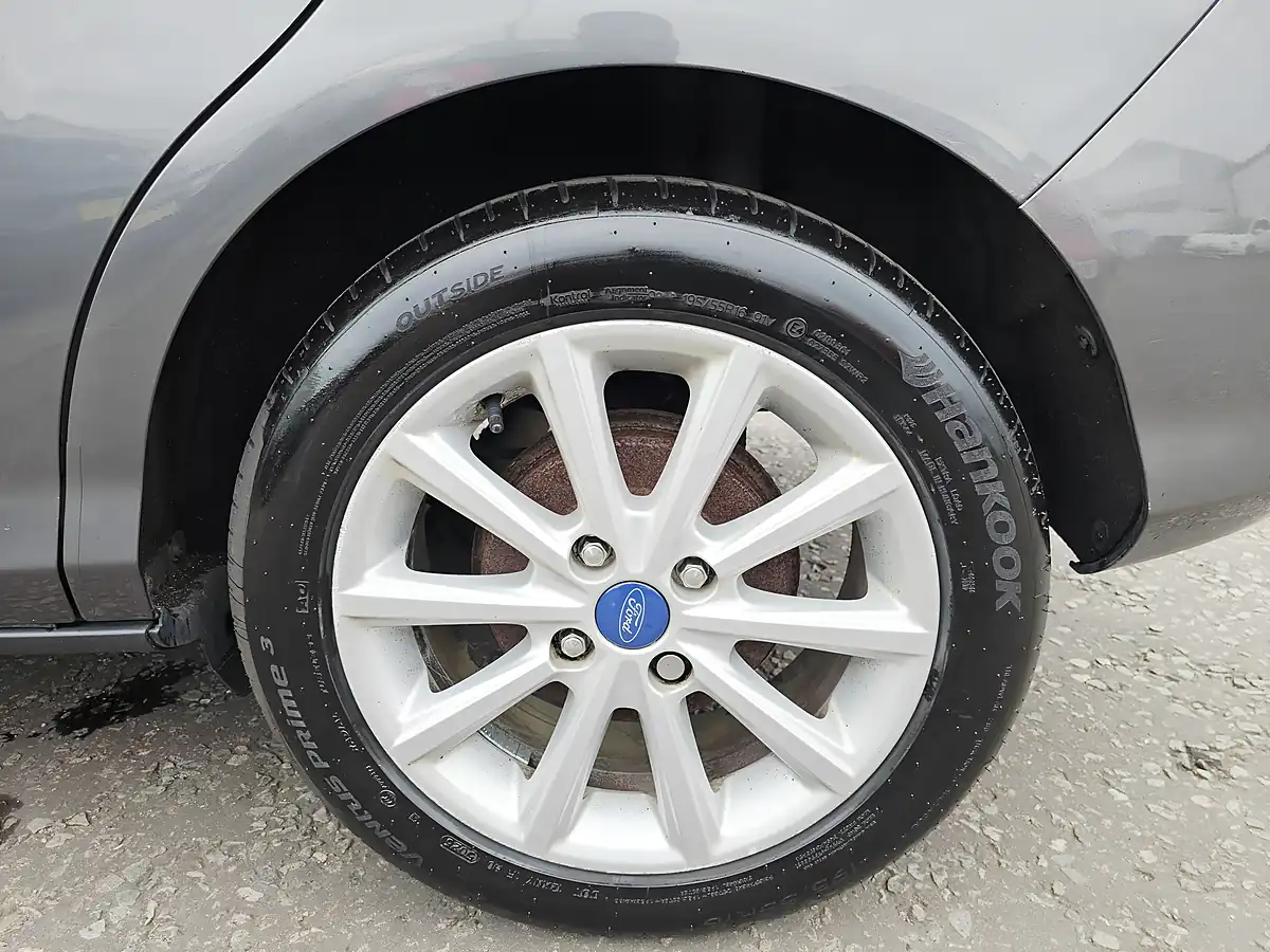 Used 2016 Ford B-Max Titanium Grey - Interior and Exterior details 20