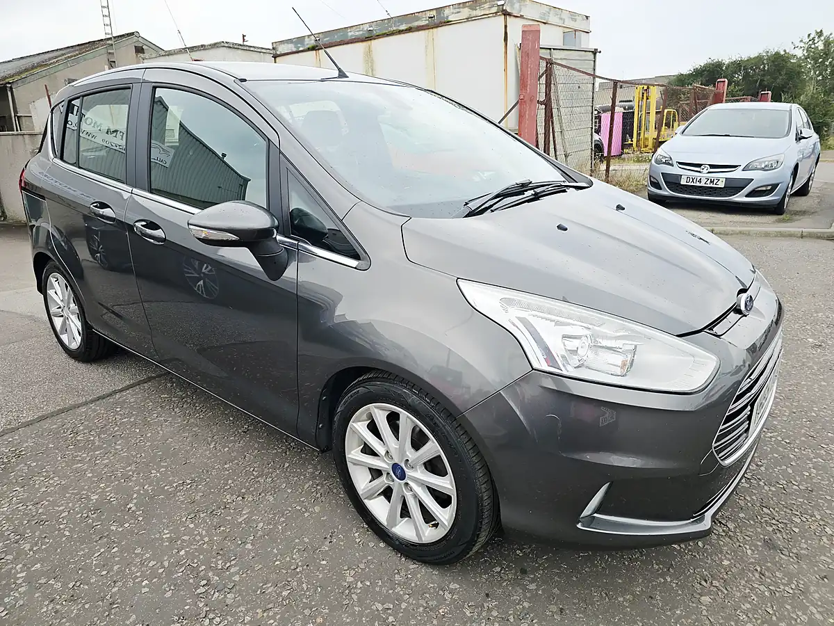 Used 2016 Ford B-Max Titanium Grey - Interior and Exterior details 6