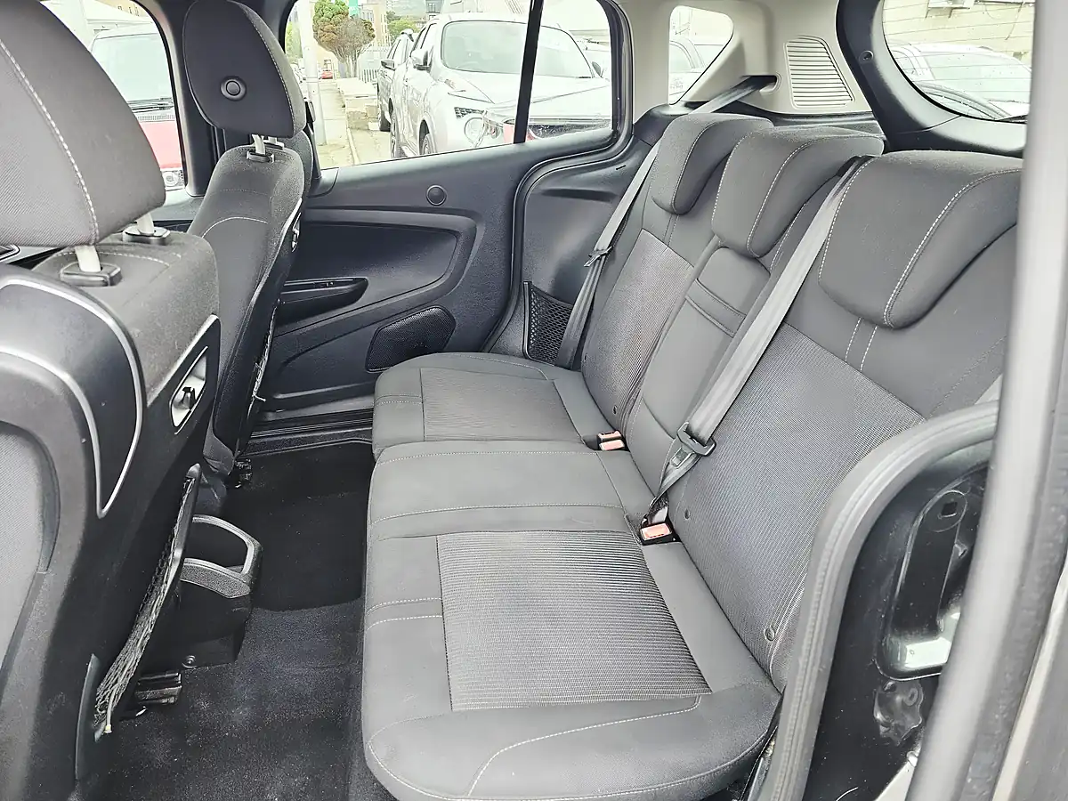 Used 2016 Ford B-Max Titanium Grey - Interior and Exterior details 8